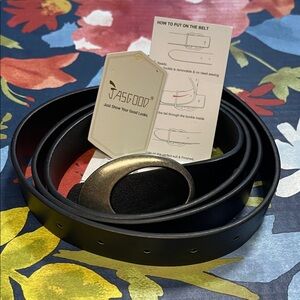 Black Leather Men's Belt